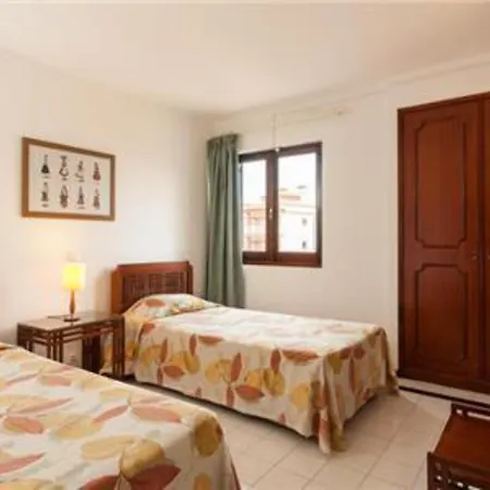 Superb 2 Bedroom * Olhos de Agua (Albufeira)